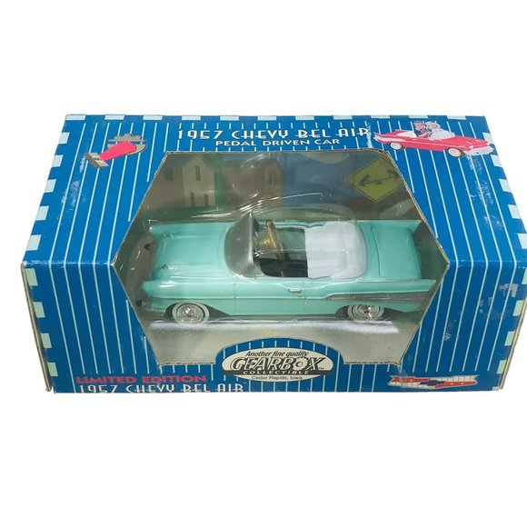 Gearbox 1997 Vintage 1957 Chevy Bel Air Convertible Serial #03687 Pedal Car New - Picture 1 of 10